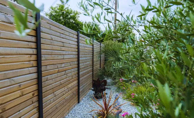 Choisir sa clôture pour son jardin landais